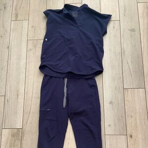 Women’s Figs Scrub Set- Navy